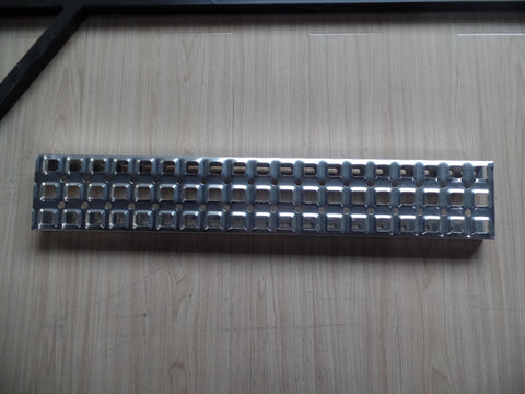 GA-V-023*VOLVO VNL 2004 2005 2006 2007 2008 2009 2010 2011 2012 2013 2014 2015 STEP  34*12.5CM